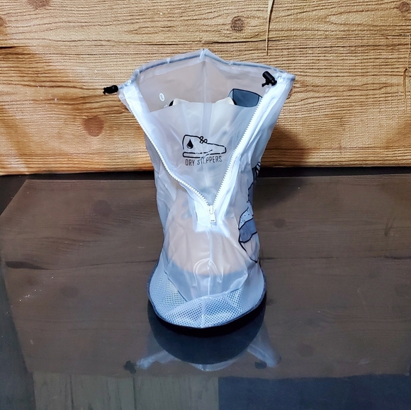 COPY - Dry Steppers Rain/Snow Sneaker Protector - Picture 3 of 10